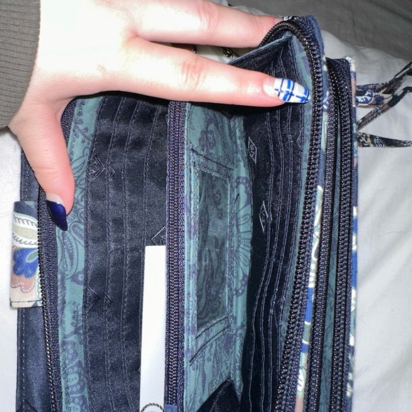 vera bradley wallet/crossbody - Picture 5 of 8